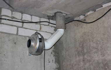 Чи потрібна вентиляція у гаражі?