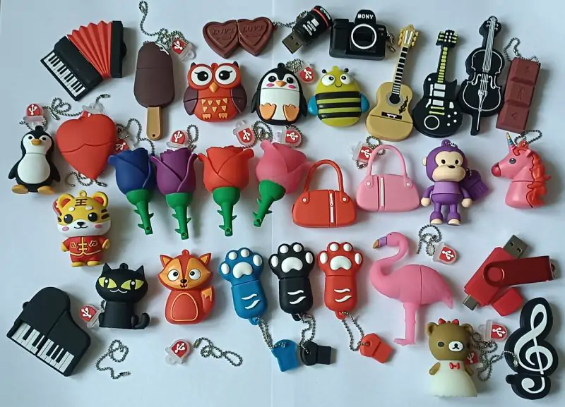 Флешки на 32Гб